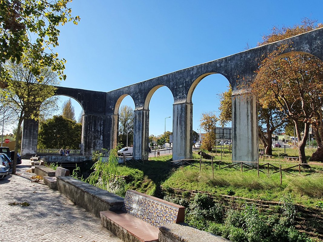 Aqueduto da Gargantada Queluz 15.jpg