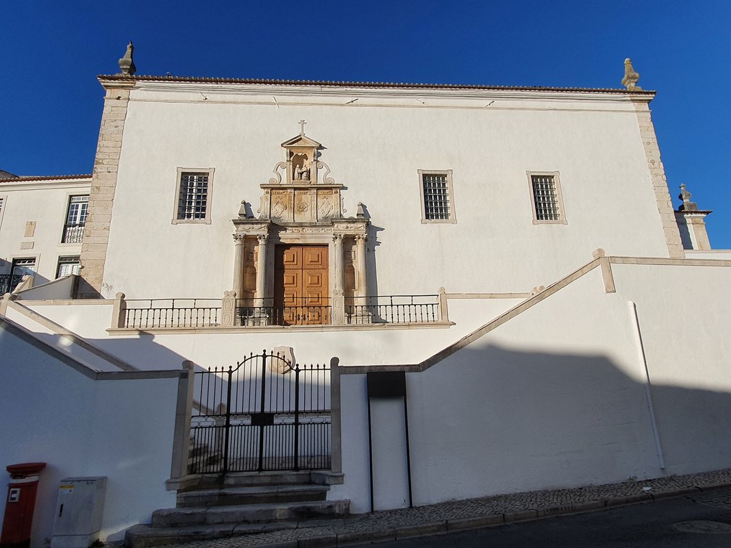 Edifício e Igreja da Santa Casa da Misericórdia de Torres Novas 04.jpg