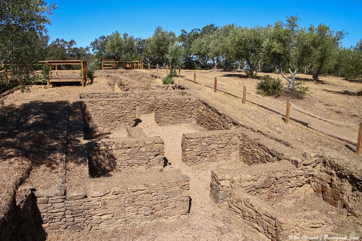 Estação Arqueológica de Mesas de Castelinho - Portugal (52447784980).jpg