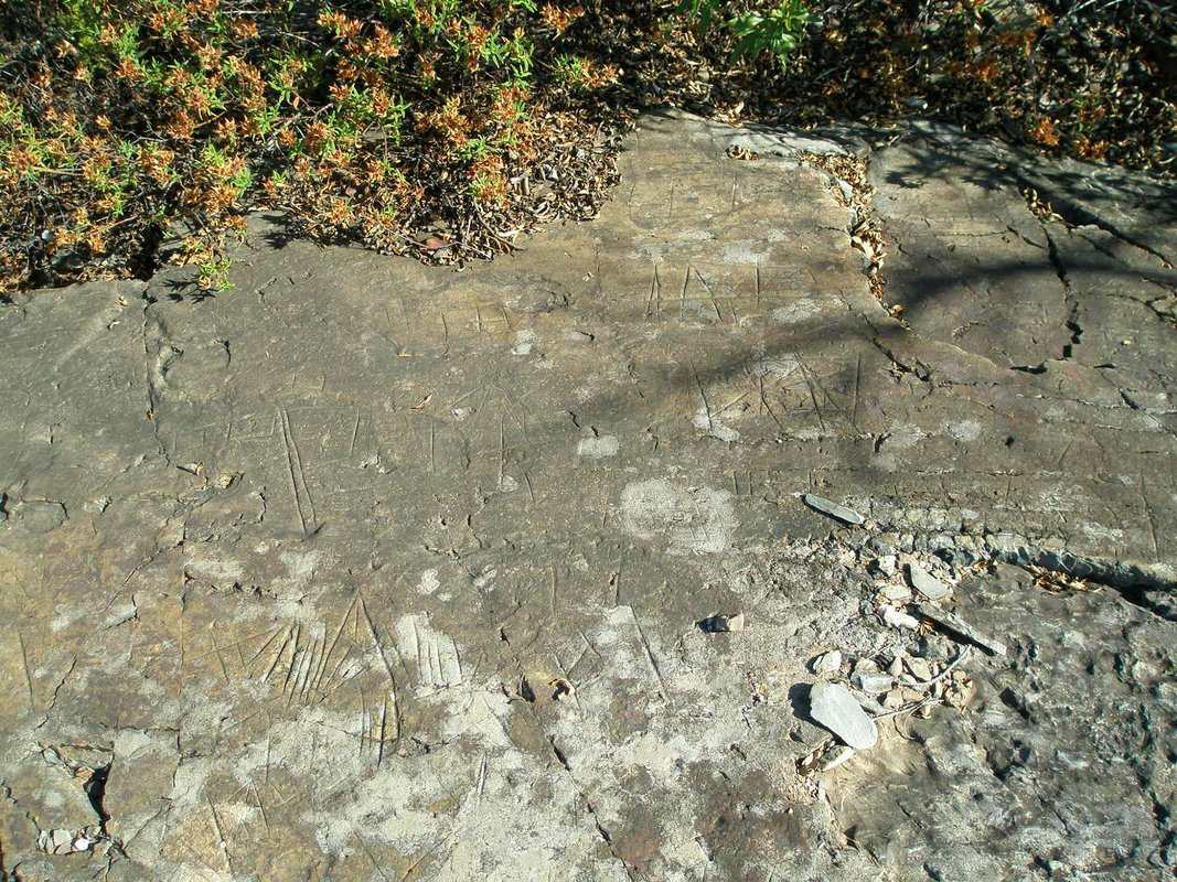 Estação de arte rupestre da Fechadura 02.jpg