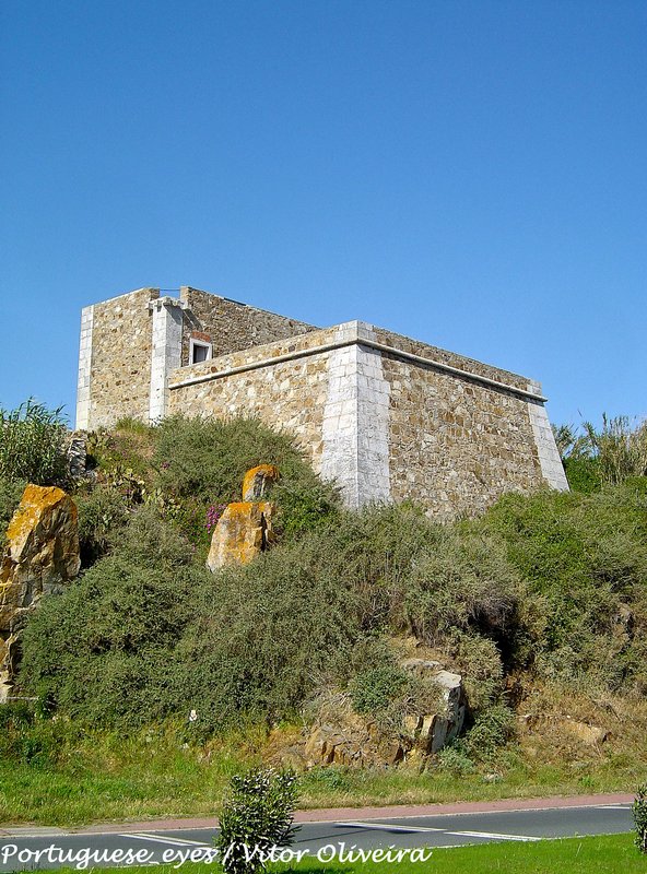 Forte do Revelim - Sines - Portugal (8135747933).jpg