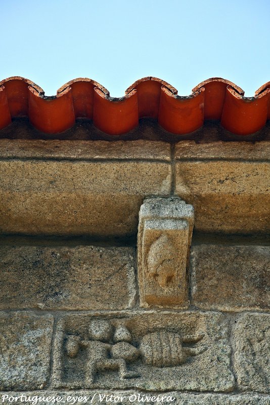 Igreja Matriz de Adeganha - Portugal (10336063746).jpg