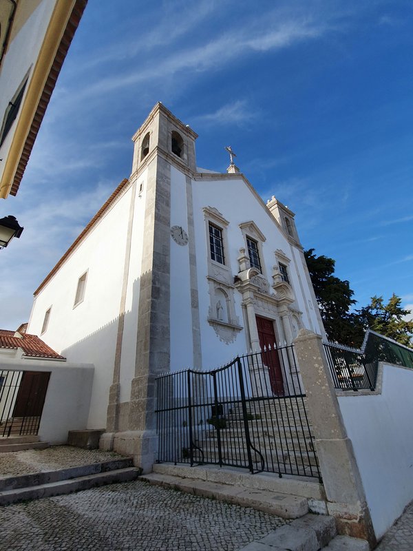 Igreja Paroquial de Carnaxide 03.jpg