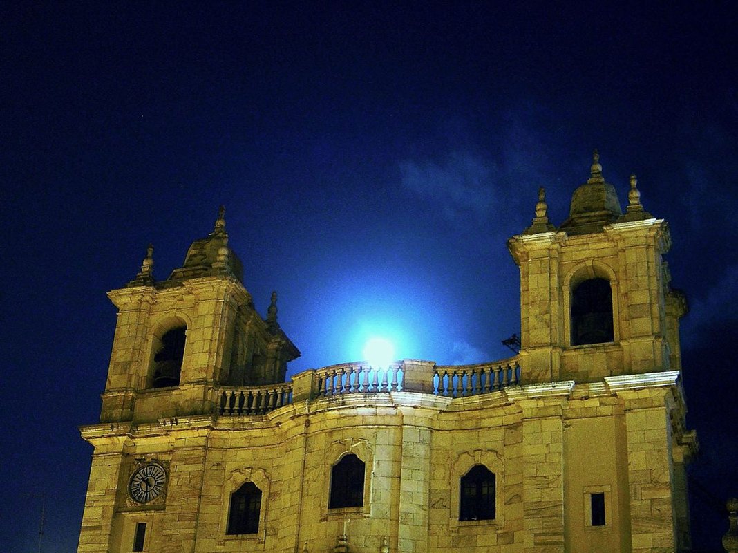 Igreja dos Congregados - Estremoz - Portugal (1251534883).jpg