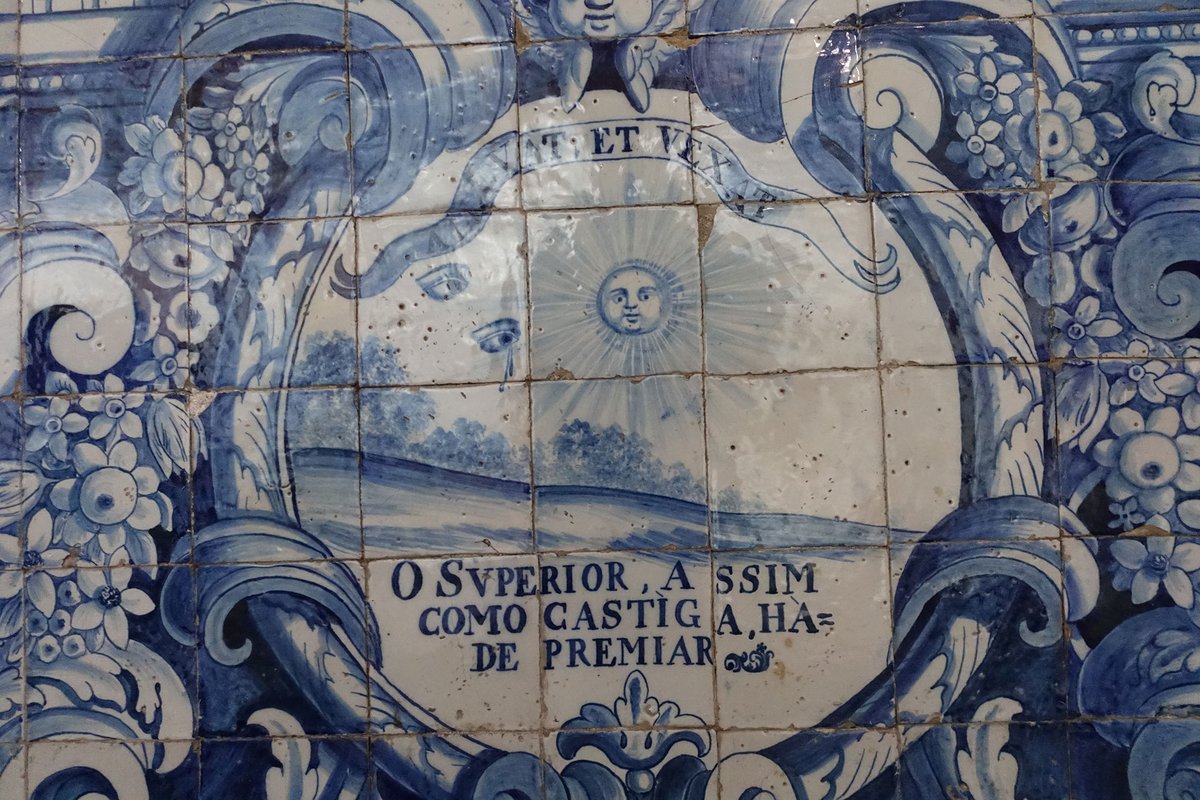 Interior of Igreja de Nossa Senhora do Terço (4).jpg