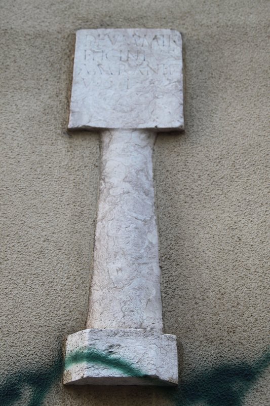 Lápides das Pedras Negras 8695.jpg