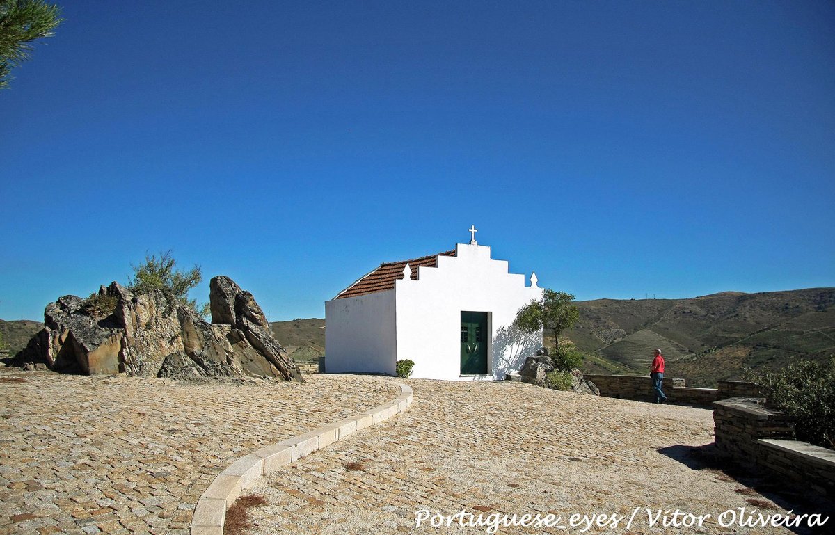 Miradouro de Santa Bárbara - Mós - Portugal (5857050597).jpg