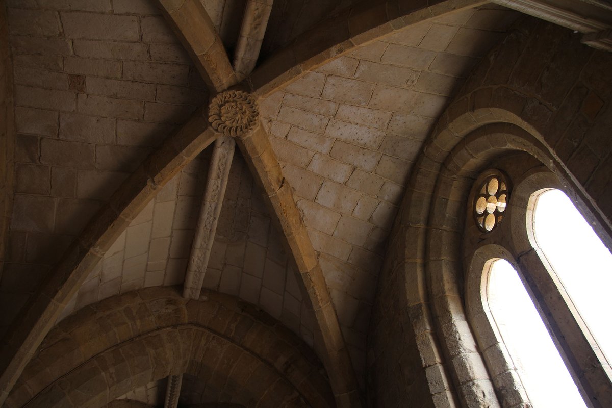 Mosteiro de Santa Clara-a-Velha 14.jpg