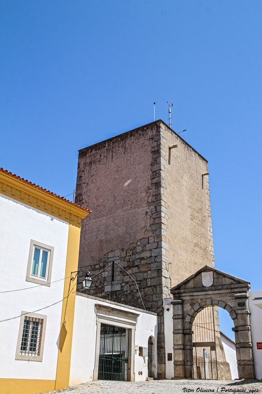 Paço de São Miguel - Évora - Portugal (52213166518).jpg