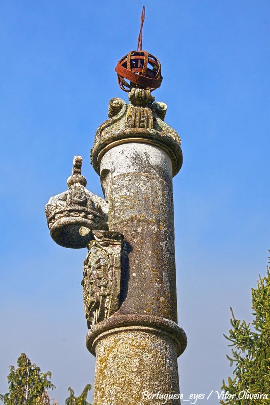 Pelourinho de Ponte de Lima - Portugal (5377889592).jpg