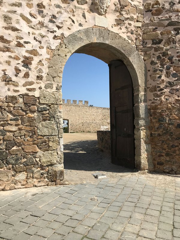 Porta do Castelo de Sines 02.jpg