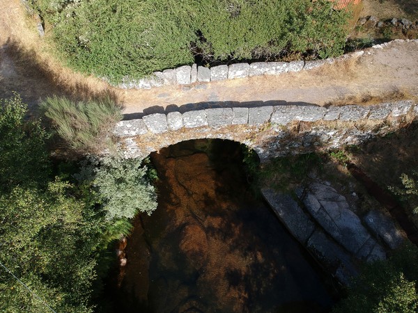 Aerial photograph of Ponte da Varziela (2).jpg