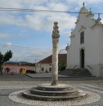 Alcobaça.coutos.alfeizerao.pelourinho.matriz.jpg