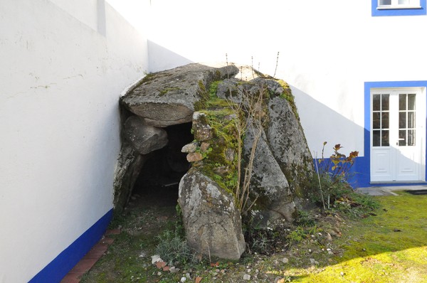 Anta do Estanque.jpg