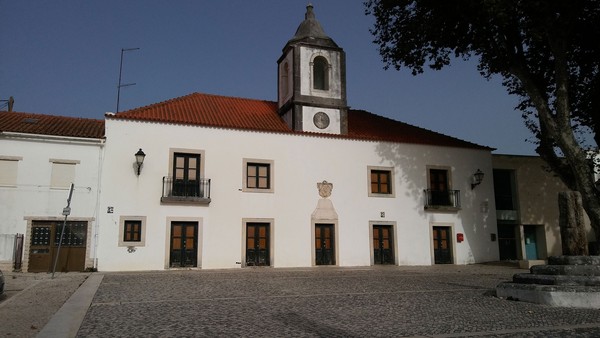 Antiga Câmara Municipal da Pederneira Nazaré 03.jpg
