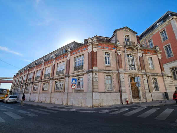 Antiga Escola Industrial do Marquês de Pombal, Alcântara 04.jpg