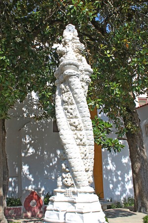 Antigo repuxo manuelino da Vila de Sintra.jpg