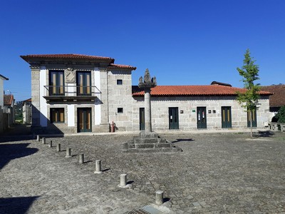 Antigos Passos do Concelho de Santa Cruz do Riba Tâmega.jpg