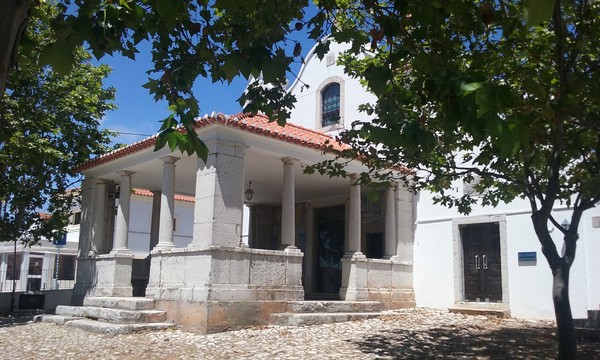 Capela de Nossa Senhora de Porto Salvo 2.jpg