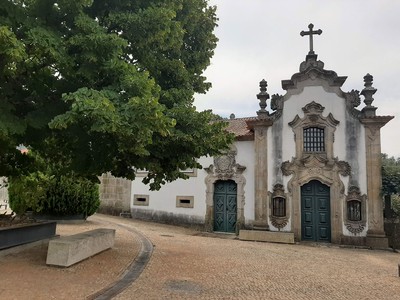 Casa Solar da Igreja Cambra.jpg