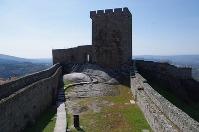 Castelo de Pinhel - Apr 2011.jpg