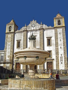 Chafariz da Praça do Giraldo