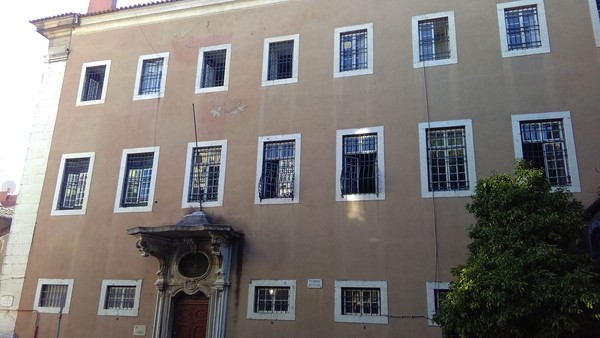Convento da Encarnação - LIsboa, Portugal 01.jpg