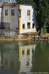 Convento de Santa Iria de Tomar - Portugal (14874251957).jpg