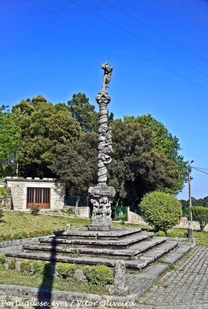 Cruzeiro de São Pedro de Arcos - Arcos - Portugal (9324210196).jpg