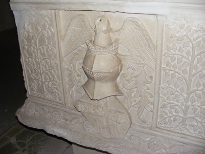 Detalhe do Túmulo do Marquês de Valença na Igreja Matriz de Ourém (2).jpg