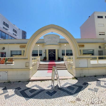 Entrada do Centro de Diversões em Buarcos, Figueira da Foz.jpg