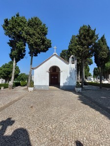 Fachada principal da Capela de São Brás no Bombarral.jpg