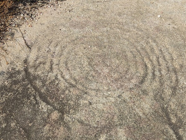 Gravuras Rupestres do Monte dos Fortes - Núcleo I - Taião, Valença - 12.jpg