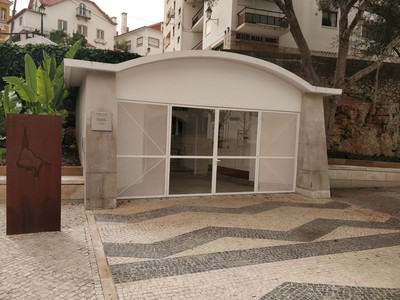 GrutasdoPoçoVelhoEntrance.jpg