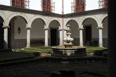 Guimarães Santa Marinha da Costa 476.jpg