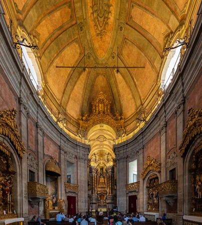 Iglesia de los Clérigos, Oporto, Portugal, 2019-06-02, DD 03.jpg