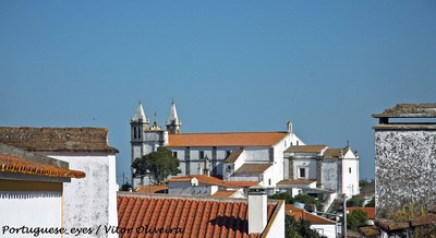 Igreja Matriz de Alcáçovas - Portugal (5623647743).jpg
