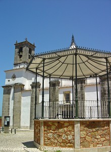 Igreja Matriz de Colares - Portugal (8422058782).jpg