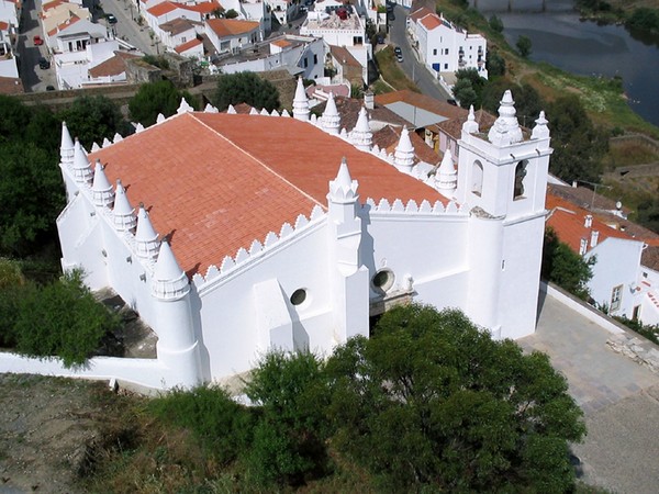 Igreja Matriz de Mértola.jpg