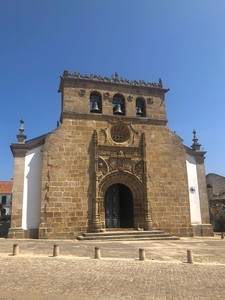 Igreja Vila Nova de Foz Côa.jpg
