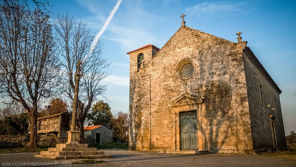 Igreja de Longos Vales.jpg