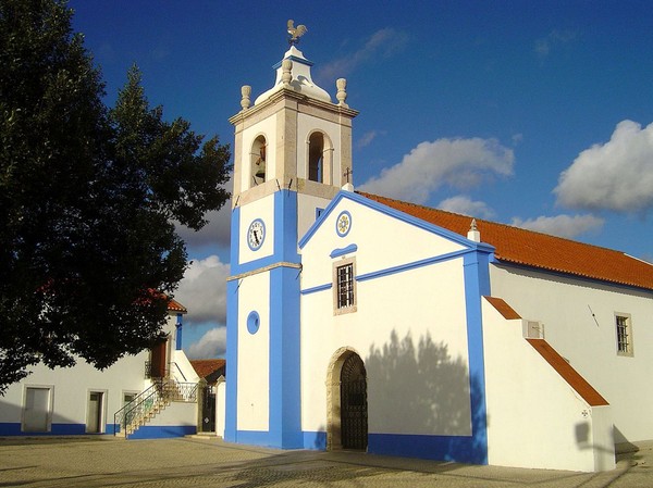 Igreja de N. Sra. da Conceição - Igreja Nova (Portugal) (2452895868).jpg