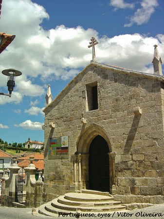 Igreja de São Pedro - Tarouca - Portugal (7360886940).jpg