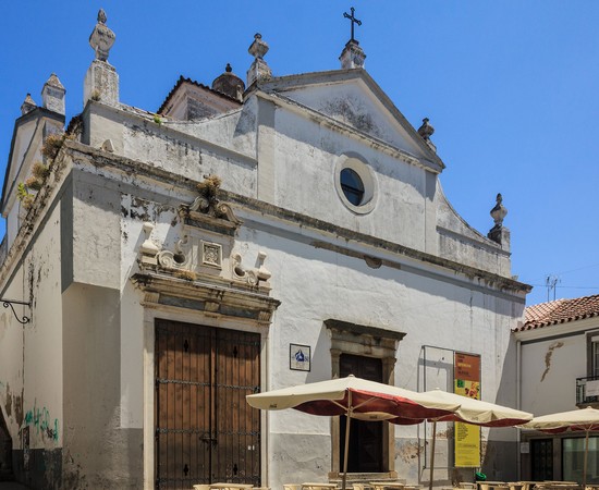 Igreja de São Vicente (42281884610).jpg