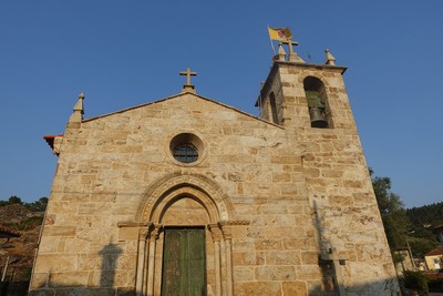 Igreja de Santa Maria Madalena, paroquial de Chaviães 01.jpg