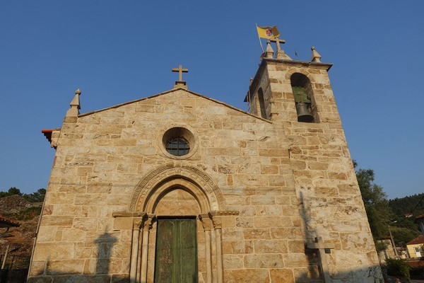 Igreja de Santa Maria Madalena, paroquial de Chaviães 01.jpg