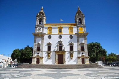 Igreja do Carmo - Faro - Portugal (16078564329).jpg
