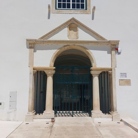 Pórtico da Igreja de Nossa Senhora dos Anjos em Montemor-o-Velho 11.jpg