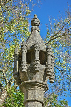 Pelourinho de Moreira de Rei - Portugal (4115396061).jpg