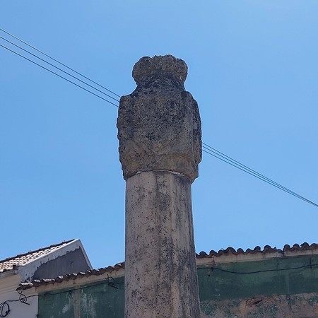 Pelourinho de Podentes 06.jpg